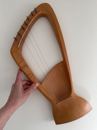 Leier aus holz - aus, harfe