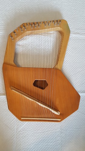 Kleine sopranleier choroi - kleine,